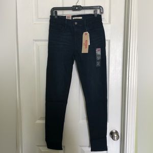 LEVI’s super skinny jeans